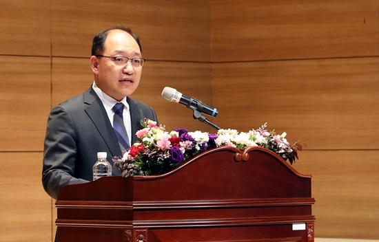 한국농수산대학교 제12대 정현출 총장이 지난 18일 취임식을 가졌다.
