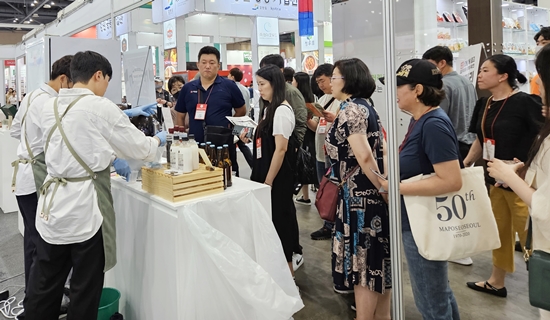 지난달 30일 열린 서울국제식품산업대전에서 경기도농업기술원은 다양한 쌀 주류를 전시해 성공 가능성을 확인했다.