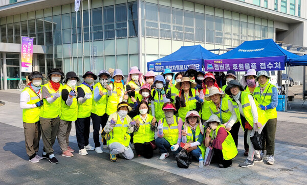 한국생활개선전라북도연합회는 2023 새만금 세계스카우트잼버리대회가 열리는 새만금 야영지를 찾아 지난 5~7일 3일간 자원봉사활동을 펼쳤다.