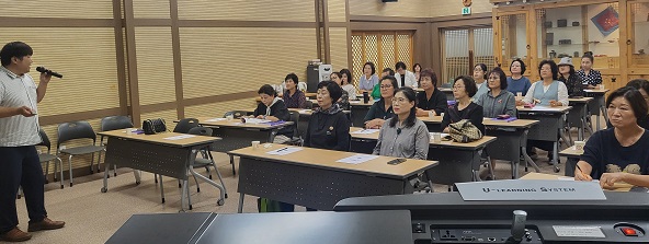 한국생활개선충청북도연합회는 지난 6일 충청북도농업기술원 생활과학관에서 임원 역량강화교육을 실시했다.