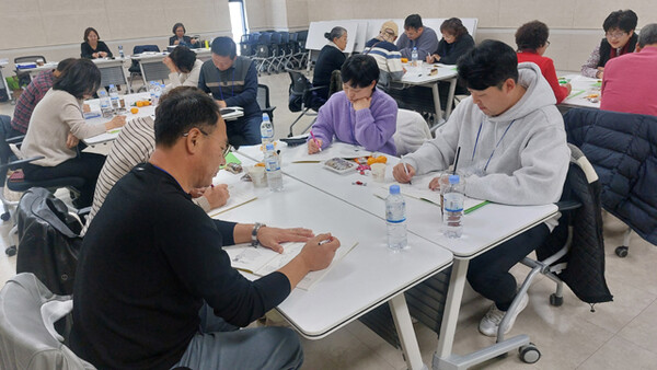한국생활개선중앙연합회는 지난달 28~30일 30농가를 대상으로 가족경영협약교육을 실시했다.