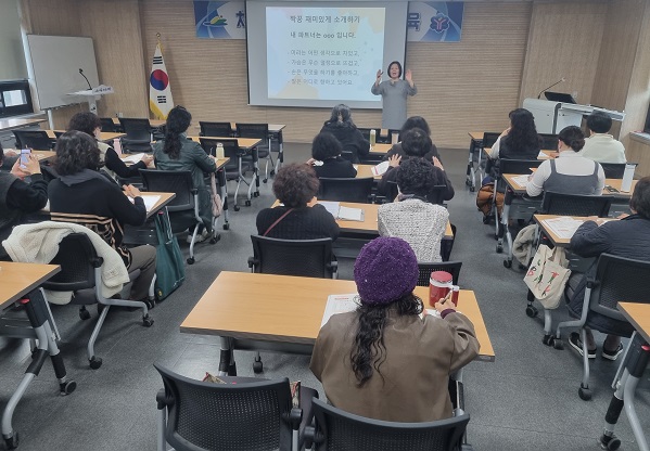한국생활개선예산군연합회는 지난 21일 ‘치매예방전문가 양성 심화교육’을 실시했다. 