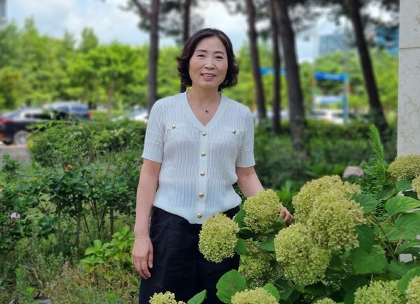 김경임 전남도연합회장은 젊은 회원을 늘리는 것보다 새로 들어온 회원이 조직에 잘 정착하도록 돕는 것이 더 중요하다고 강조한다.